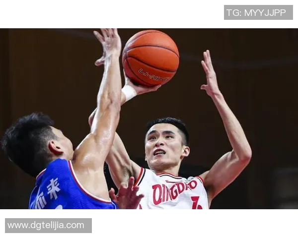 刘伟独家分享篮球心得与技巧助你提升球技的全面指南 刘伟独家分享篮球心得与技巧助你提升球技的全面指南