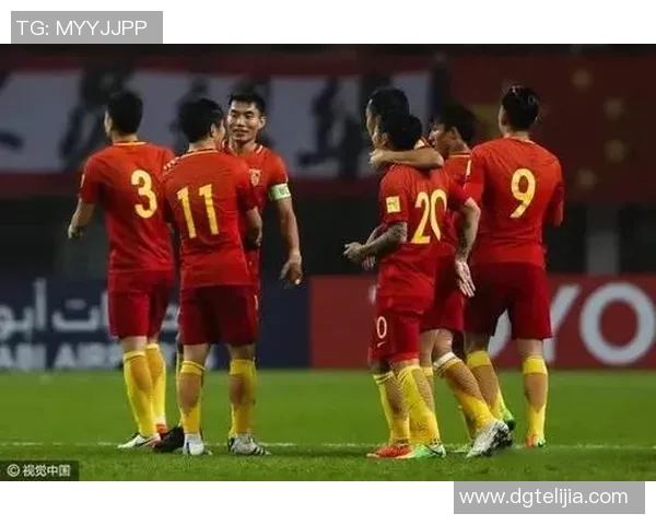 深圳足球队与上海足球队赛后复盘分析意识碰撞与战术较量 深圳足球队与上海足球队赛后复盘分析意识碰撞与战术较量