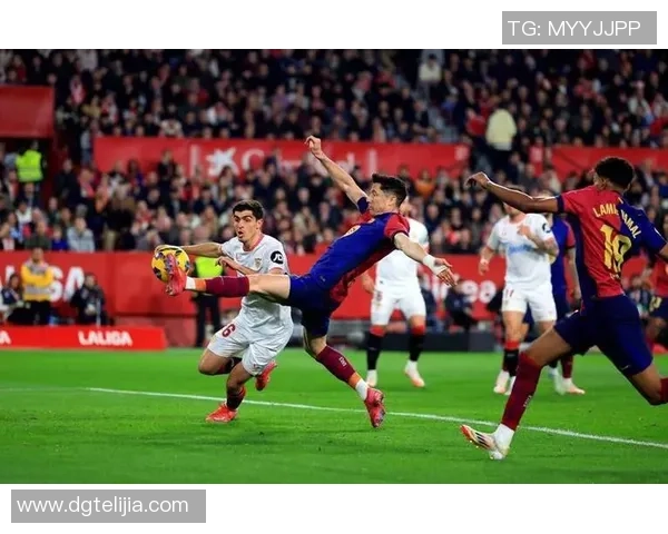 不同足球明星过人技巧大比拼精彩瞬间回顾与分析 不同足球明星过人技巧大比拼精彩瞬间回顾与分析