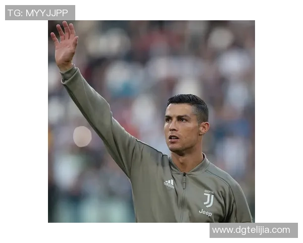 足球巨星精彩罚球瞬间集锦回顾与分析